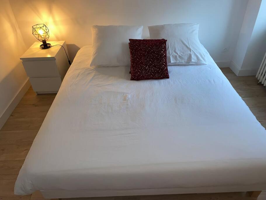 Propre Spacieux Renove Pratique Proche Centre Монсо-ле-Мин Экстерьер фото
